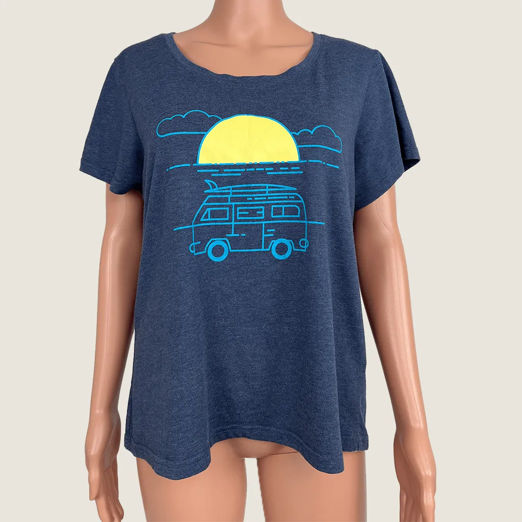 Cape Women's T-Shirt XL