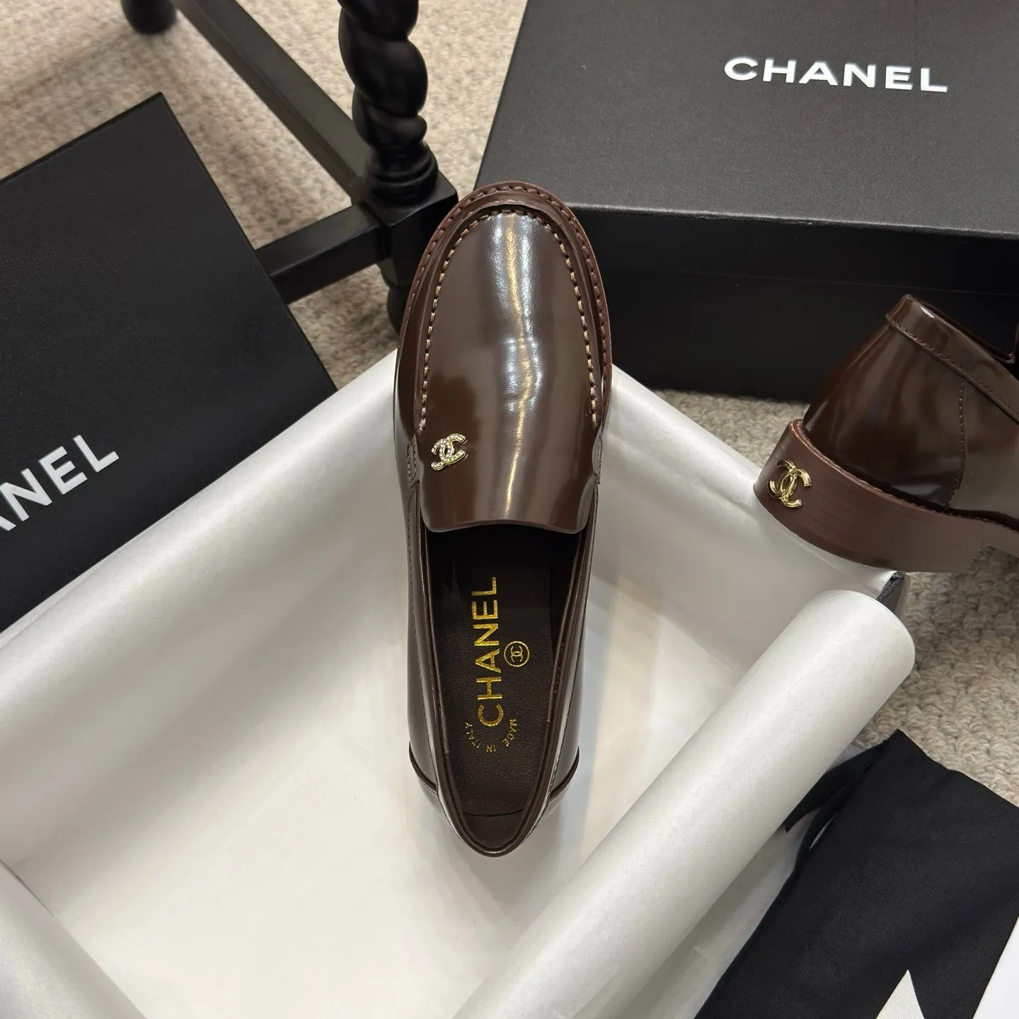 CC 25C Moccasins Chocolate Patent Leather