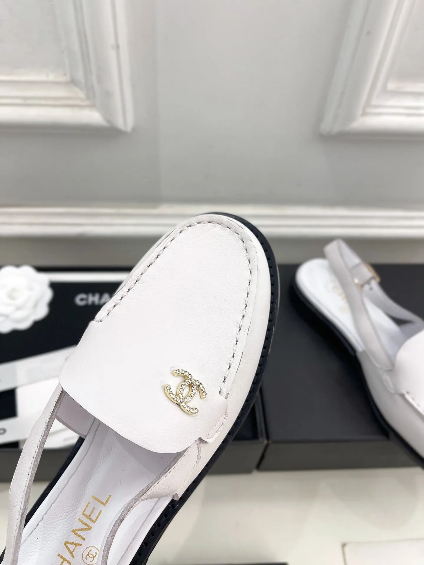 CC 25S Loafer White Calfskin