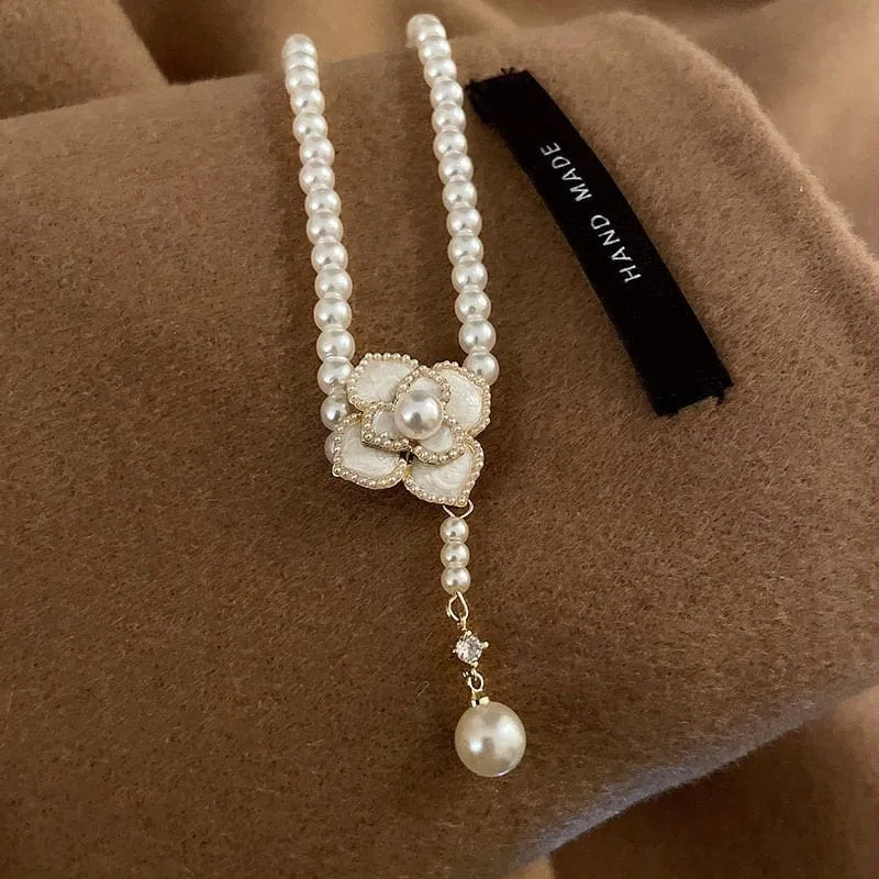Chic Camellia Pearl Chain Choker Necklace