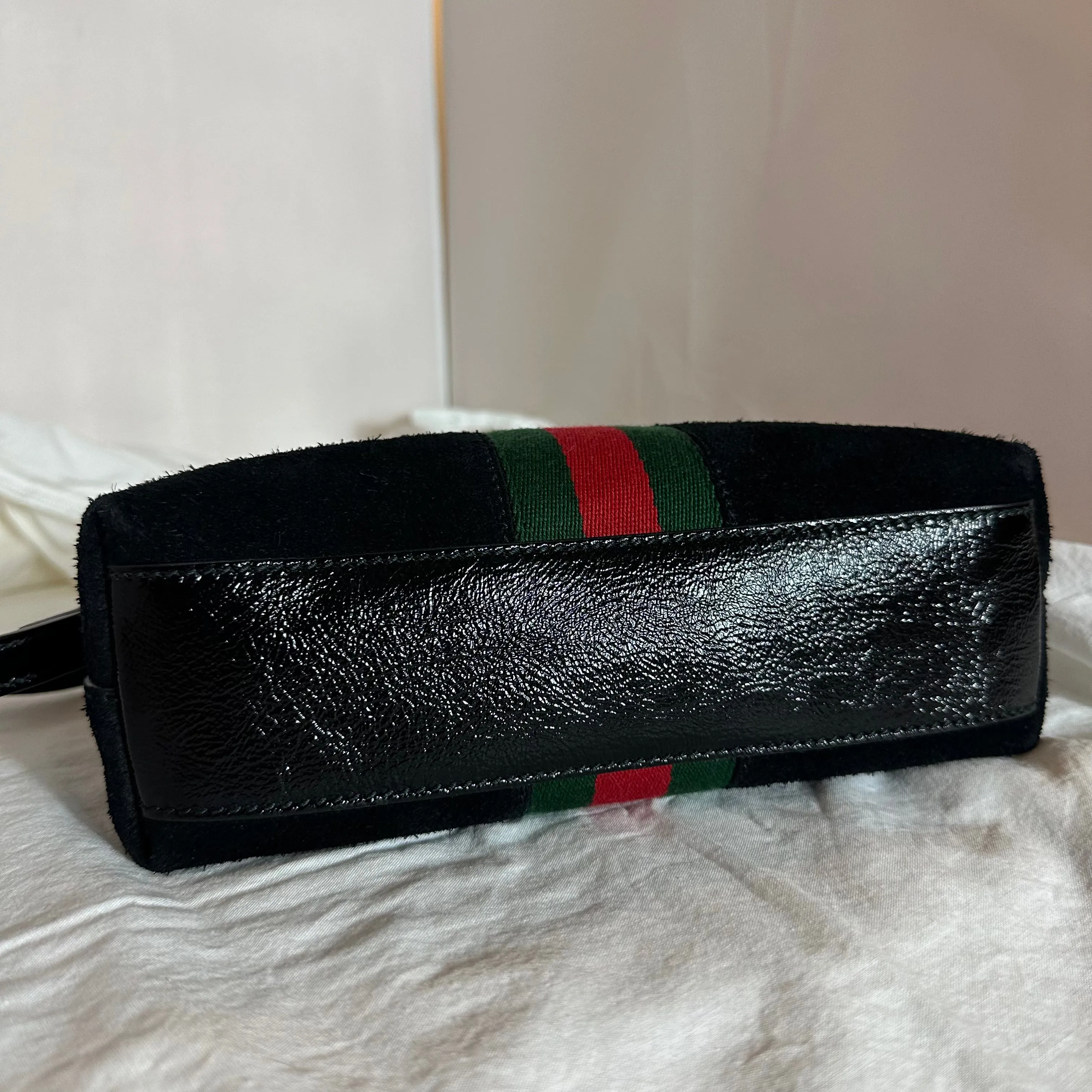 Gucci Ophidia GG Small Suede Shoulder Bag in Black