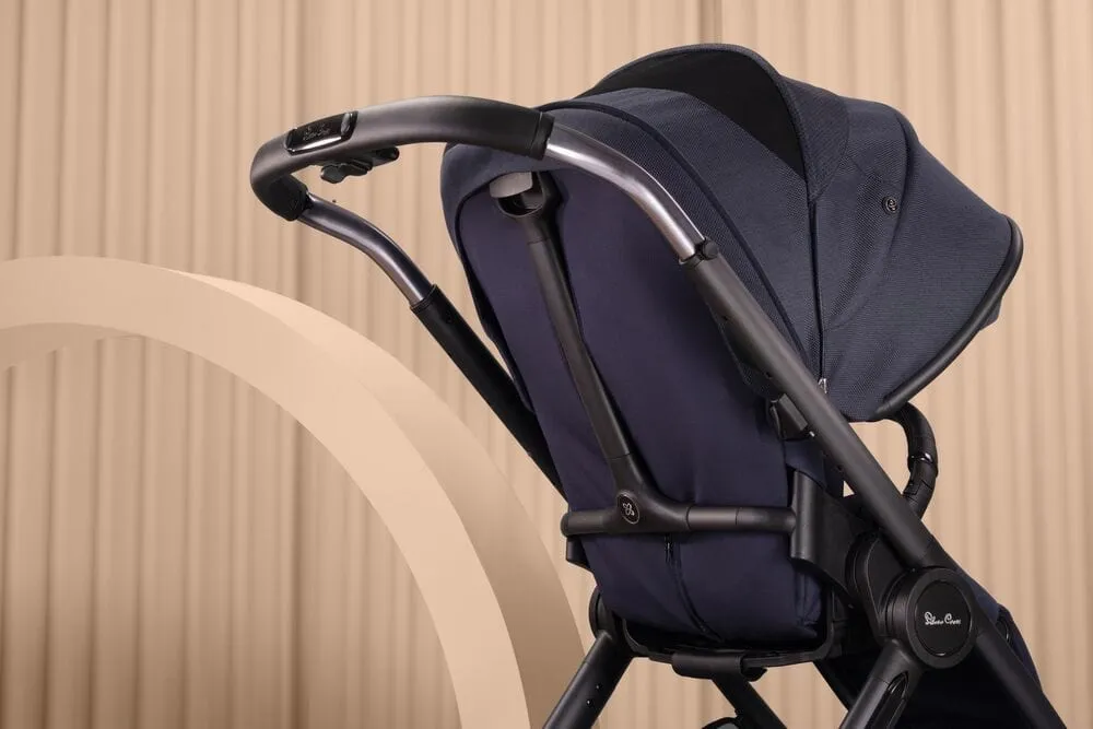 Silver Cross Reef with First Bed Folding Carrycot - Neptune