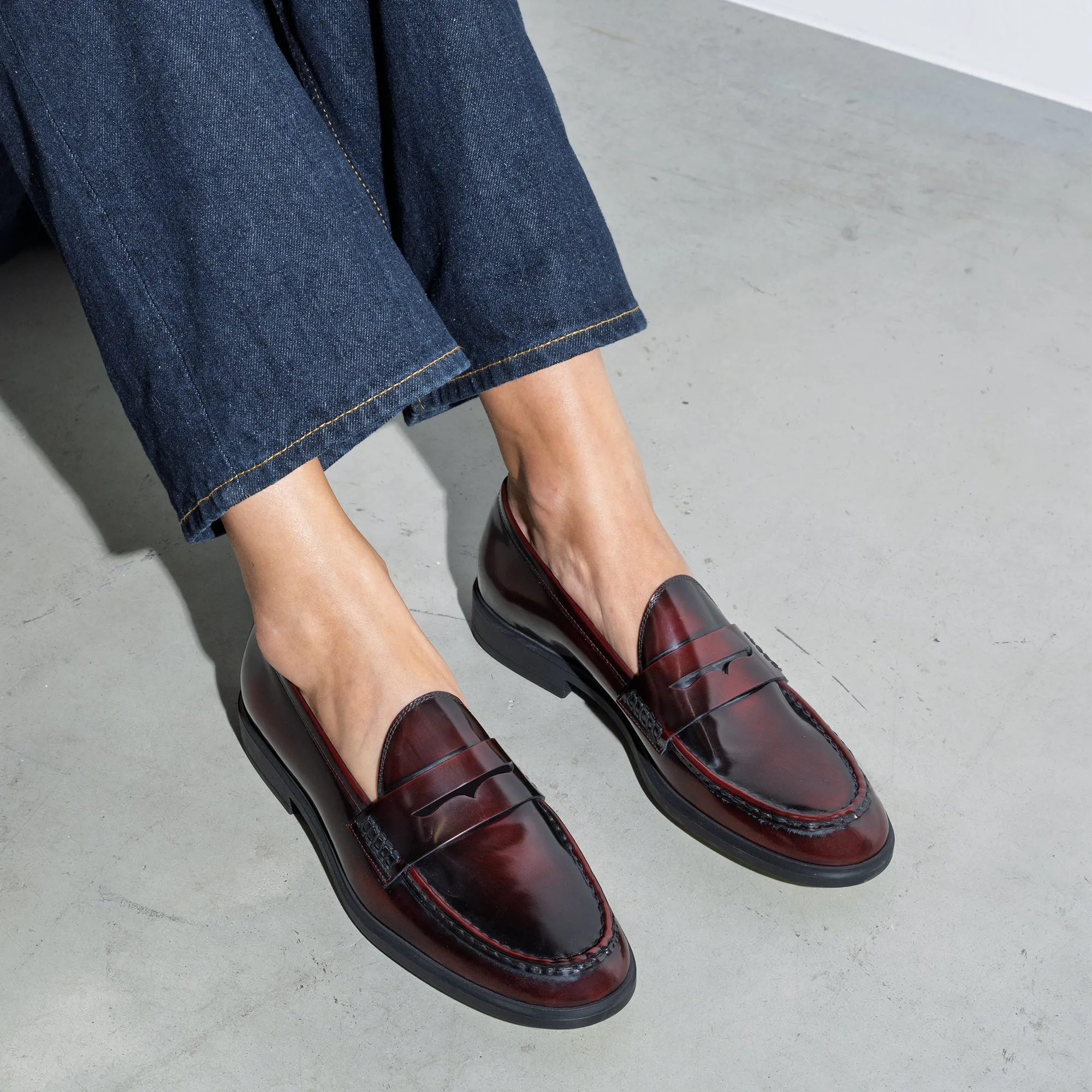 Vendôme Blandine bordeaux spazzolato leather loafers