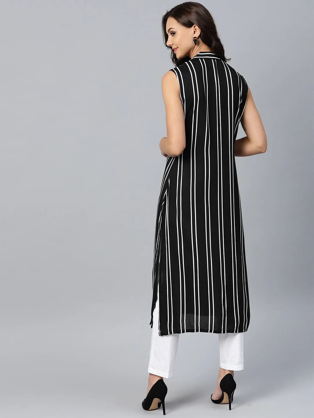 Women Black Striped Straight Kurta