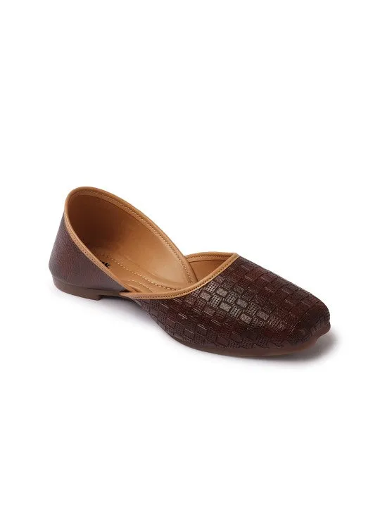 Women Textured Mojaris Flats